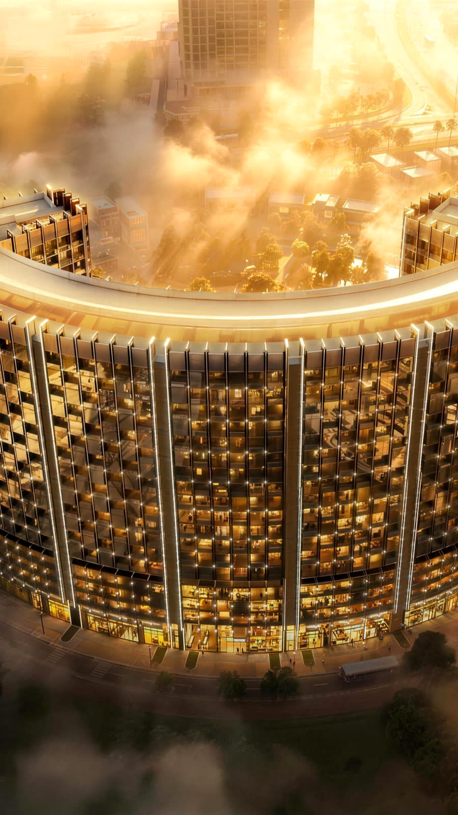 Luftaufnahme des Turms in der goldenen Stunde
